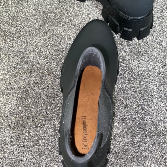 Jeffrey Campbell Platform Chelsea Boots - Picture 4 of 4